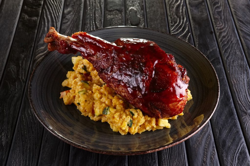 BEST SMOKED TURKEY LEGS IN ST. LOUIS | SHARPSHOOTER PIT AND GRILL